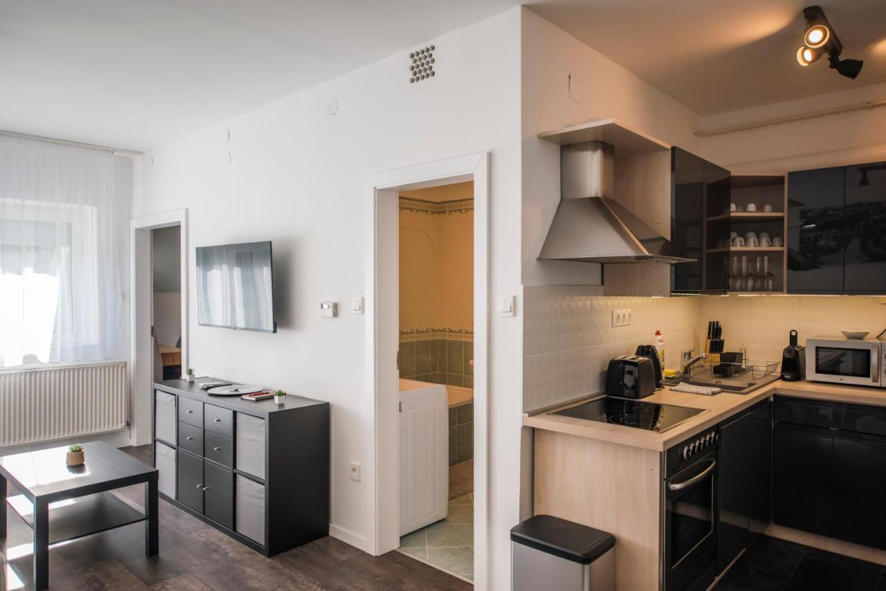 Anavrin Apartman Free Parking Διαμέρισμα Πετς Εξωτερικό φωτογραφία
